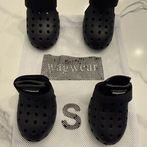 WagWear Dog shoes